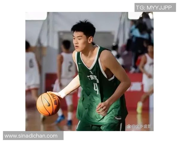 任骏飞领衔球队奋勇拼搏展现篮球魅力助力球队争夺冠军荣耀